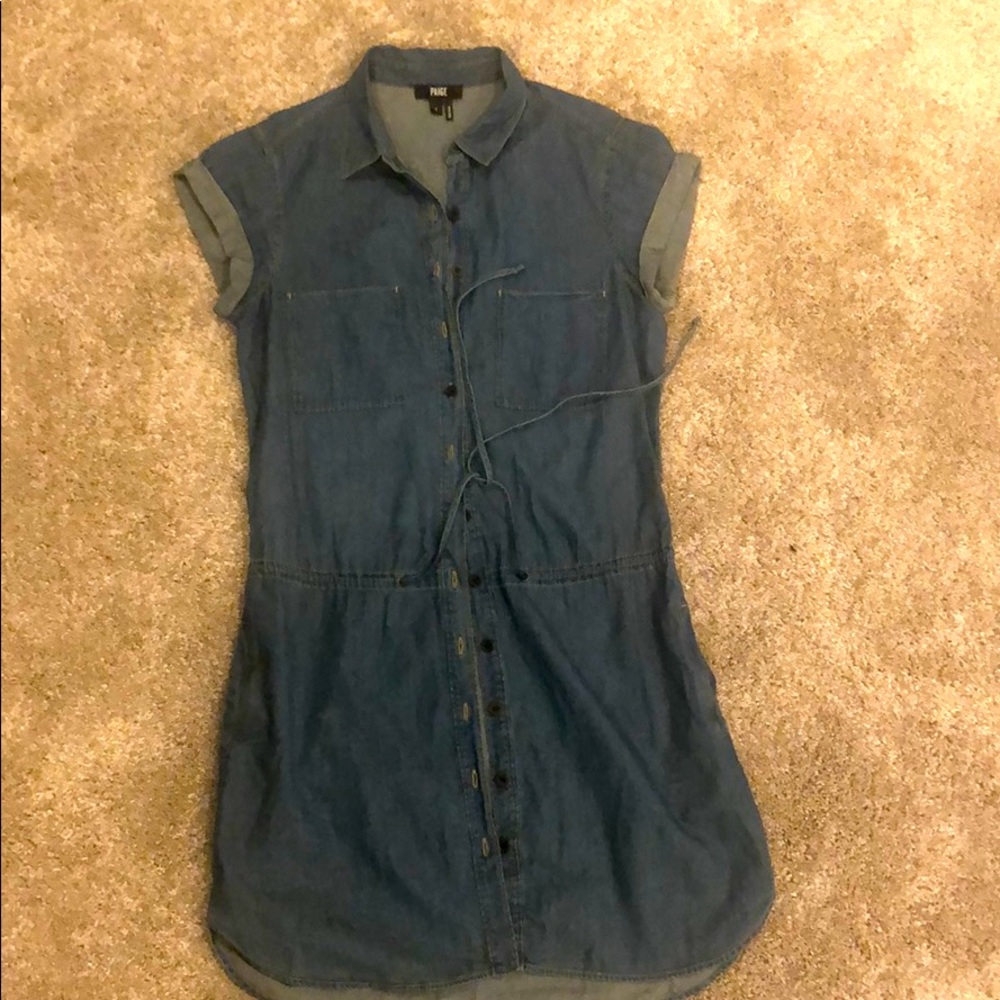 ⭐️⭐️PAIGE⭐️⭐️ denim dress